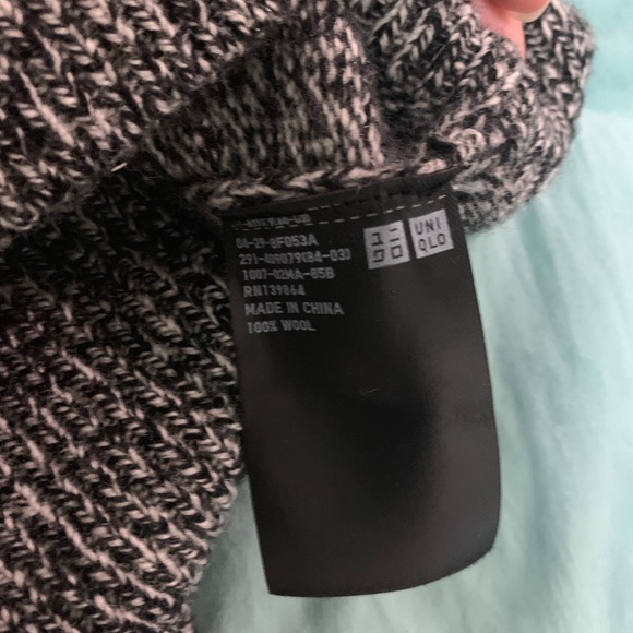 uniqlo turtleneck long-sleeve dress - Picture 4 of 5